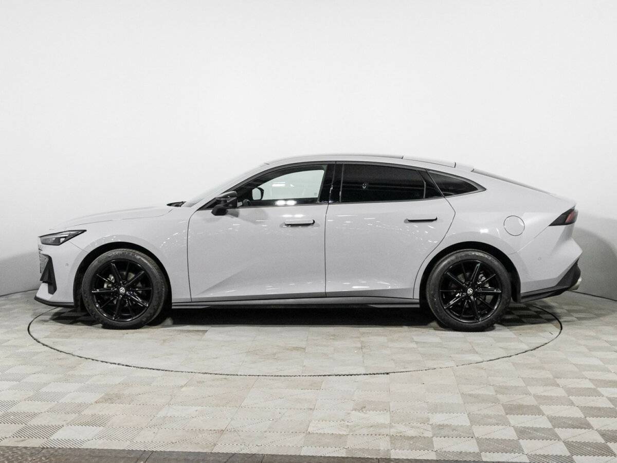 Changan UNI-V, 2023 Фото №8