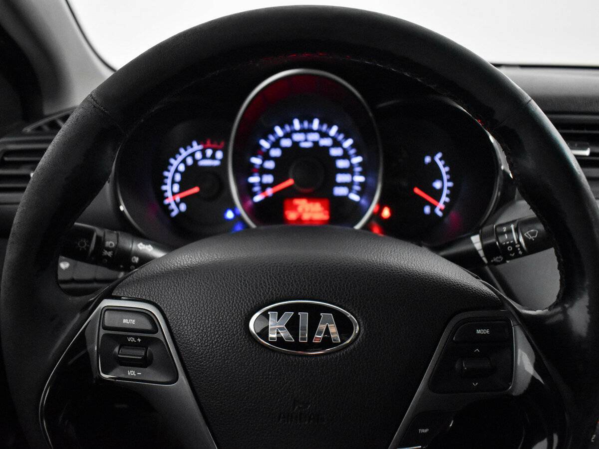 Kia Rio, 2016 Фото №16