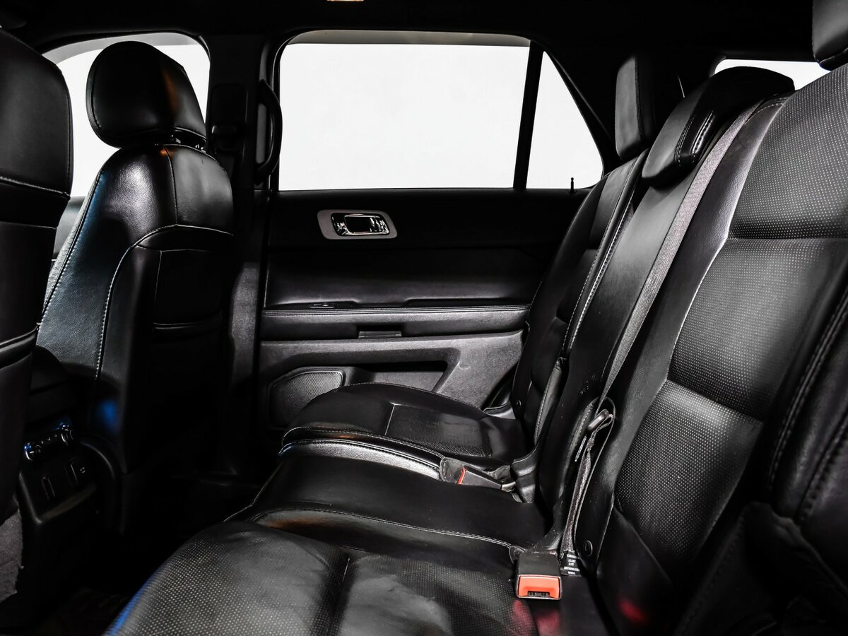 Ford Explorer V, 2013 Фото №10