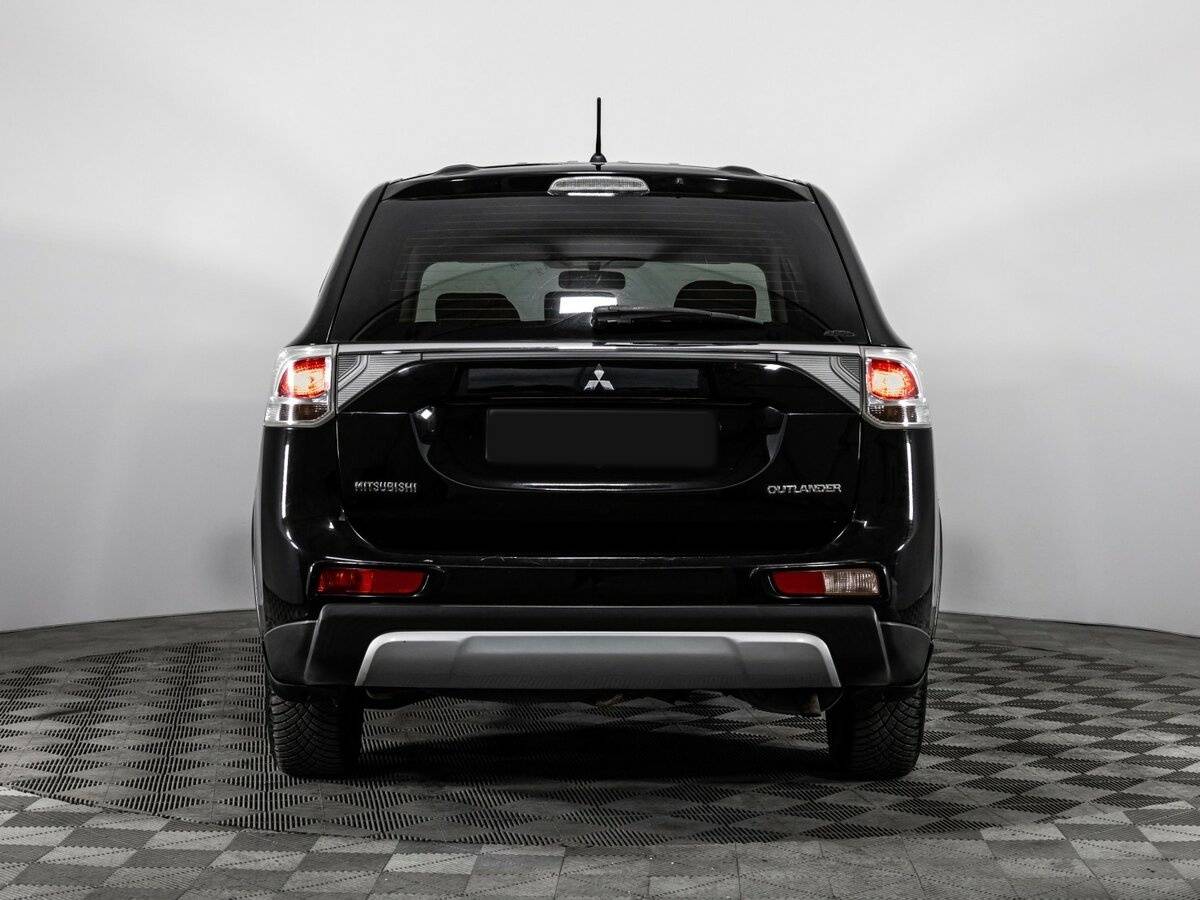 Mitsubishi Outlander III Рестайлинг, 2014 - 249 895 км. | Фото №5