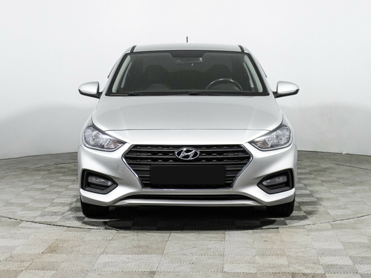 Hyundai Solaris II, 2019 - 129 351 км. | Фото №2