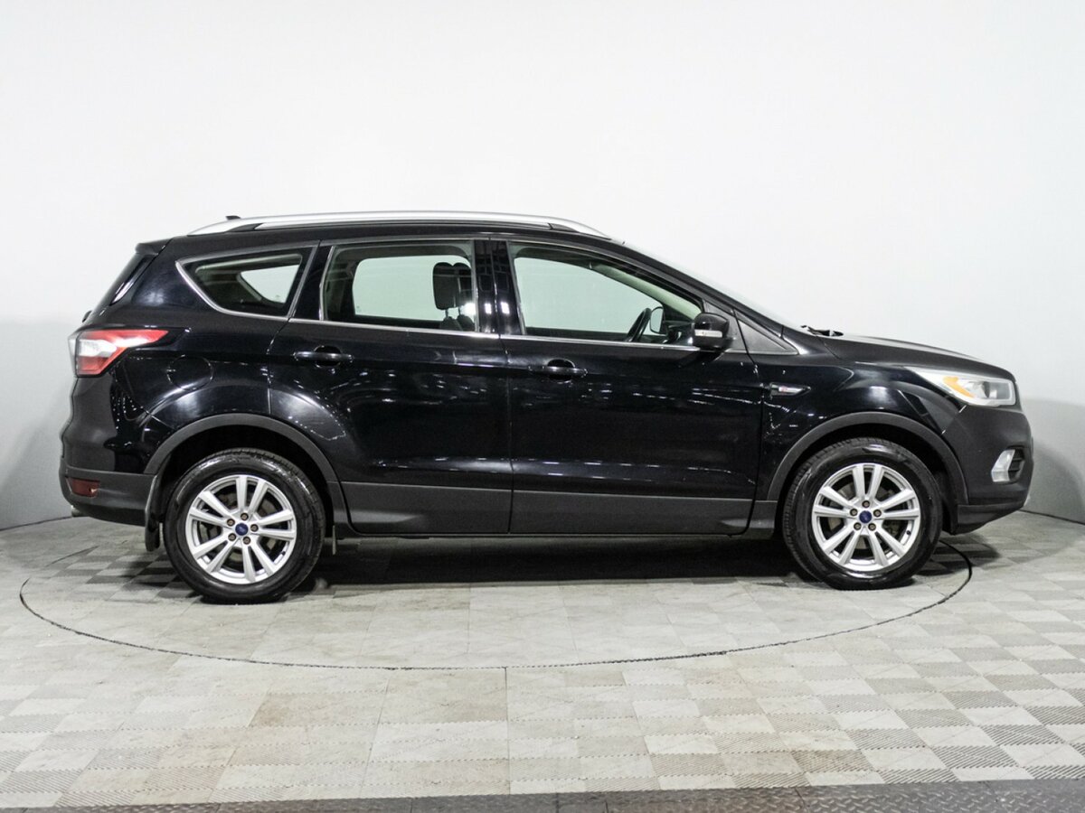 Ford Kuga II Рестайлинг, 2017 - 193 000 км. | Фото №4