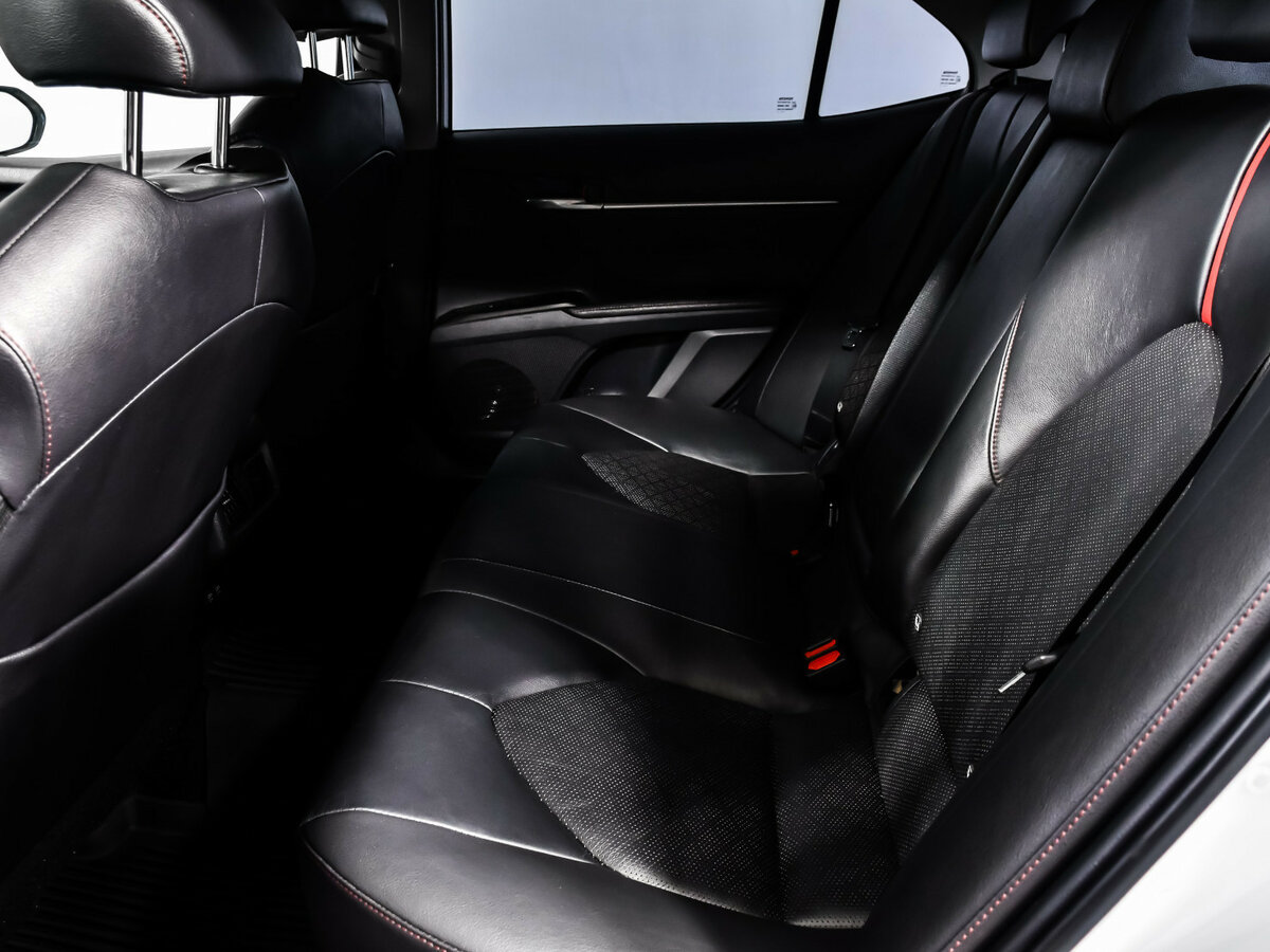 Toyota Camry VIII (XV70) Рестайлинг, 2021 Фото №10