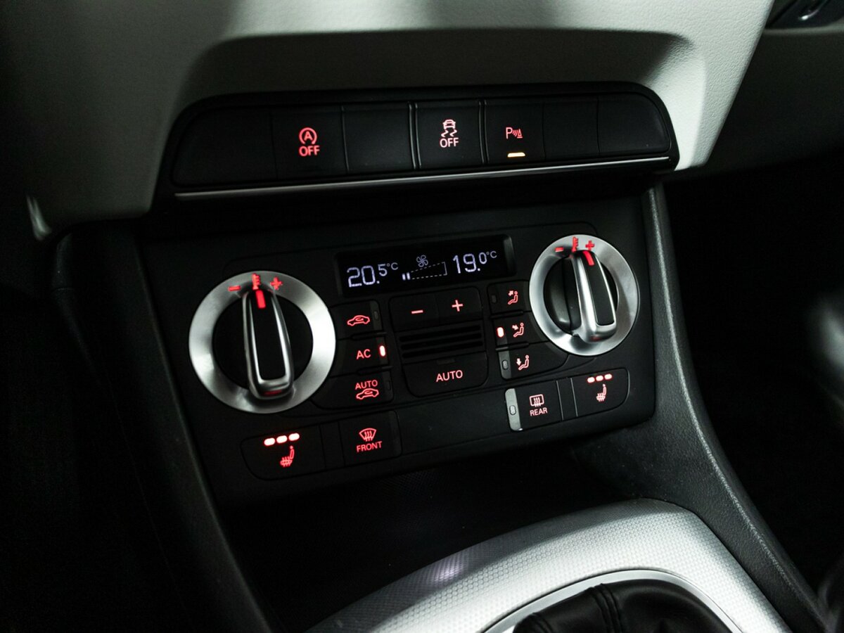 Audi Q3 I (8U), 2012 Фото №13