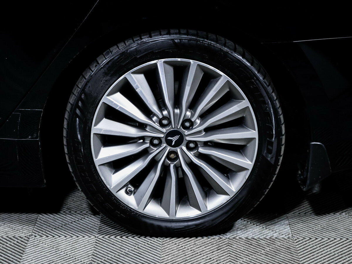 Hyundai Equus II Рестайлинг, 2013 Фото №15