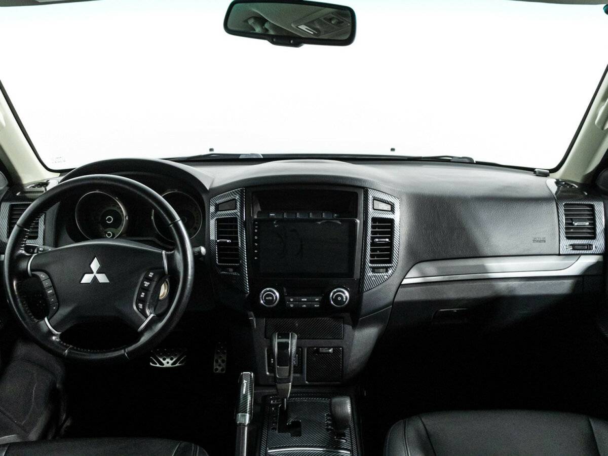 Mitsubishi Pajero IV Рестайлинг 2, 2015 Фото №11