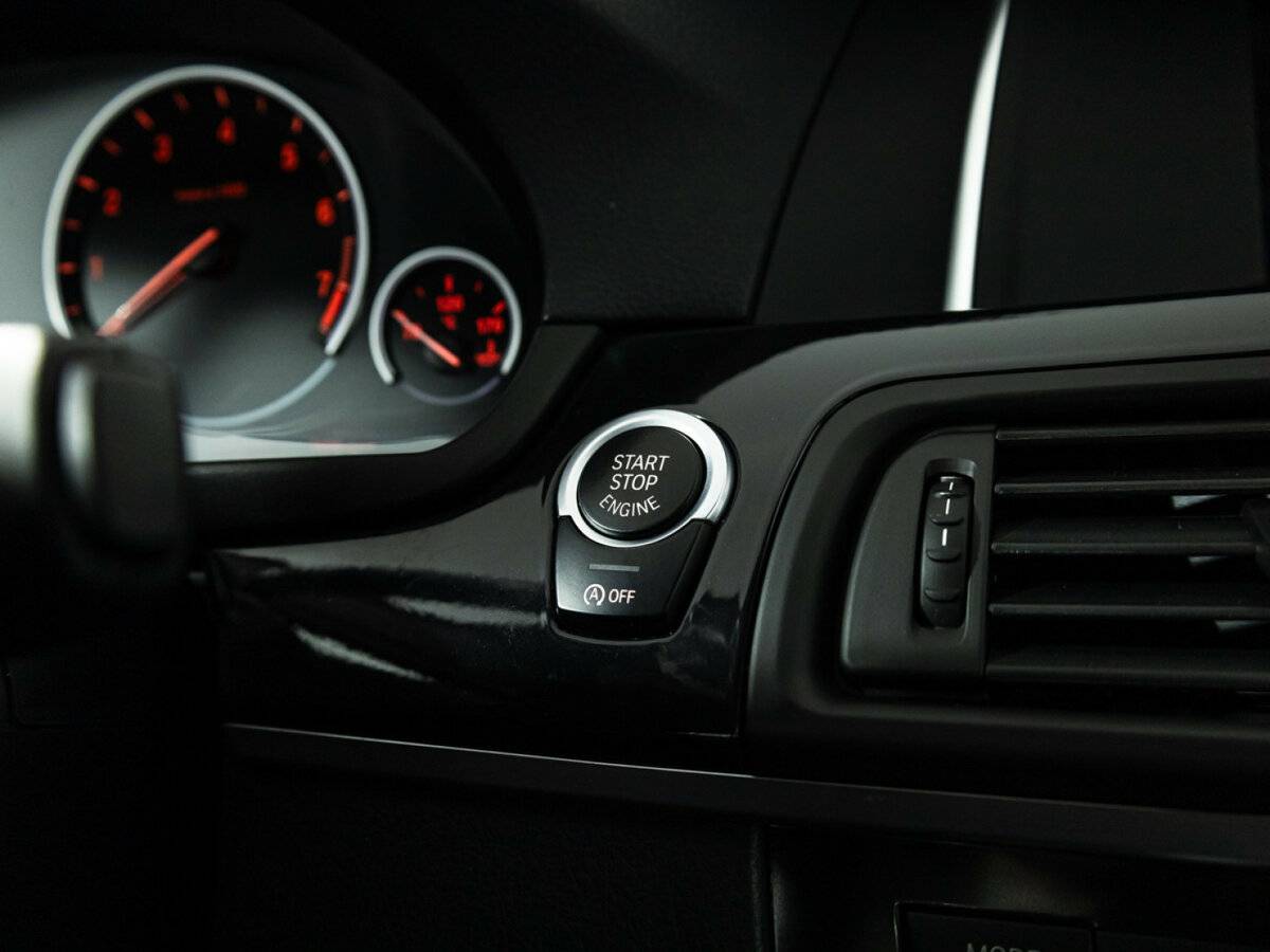 BMW 5 серии 520i VI (F10/F11/F07) Рестайлинг, 2014 Фото №19