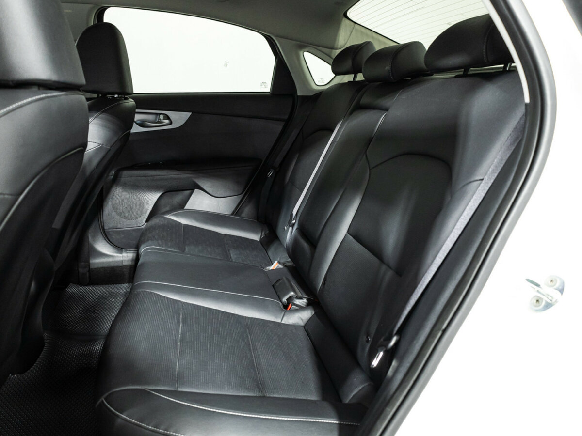 Kia K3 II Рестайлинг, 2021 Фото №10