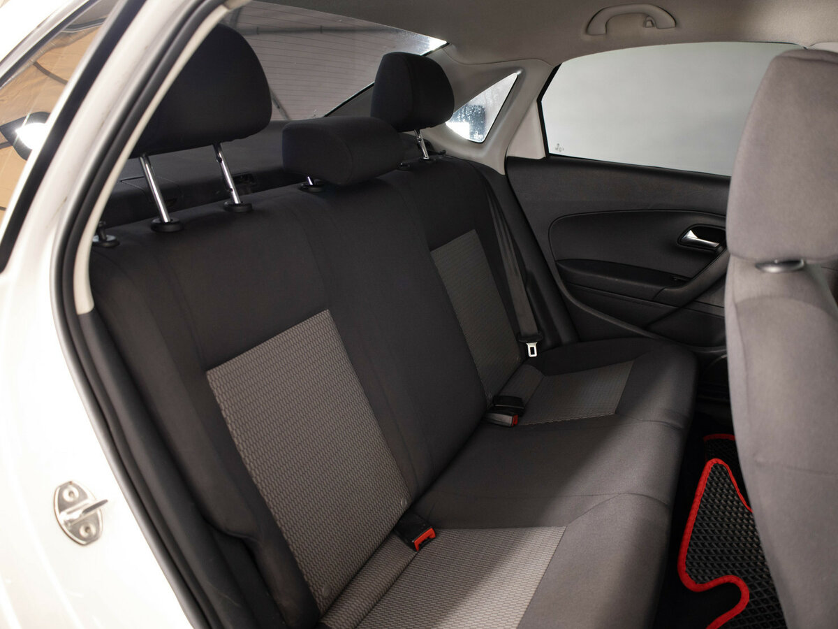 Volkswagen Polo V, 2014 Фото №12