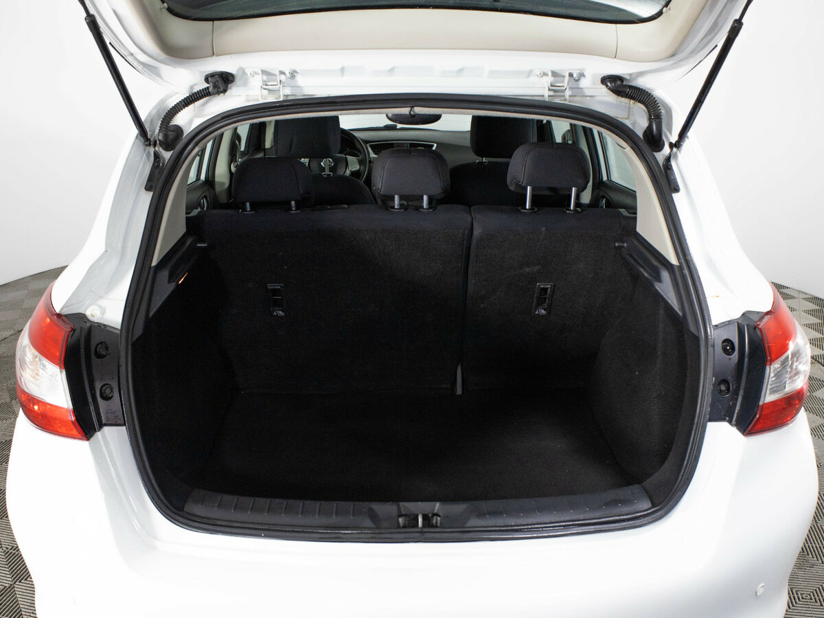 Nissan Tiida II, 2015 - 122 139 км. | Фото №7