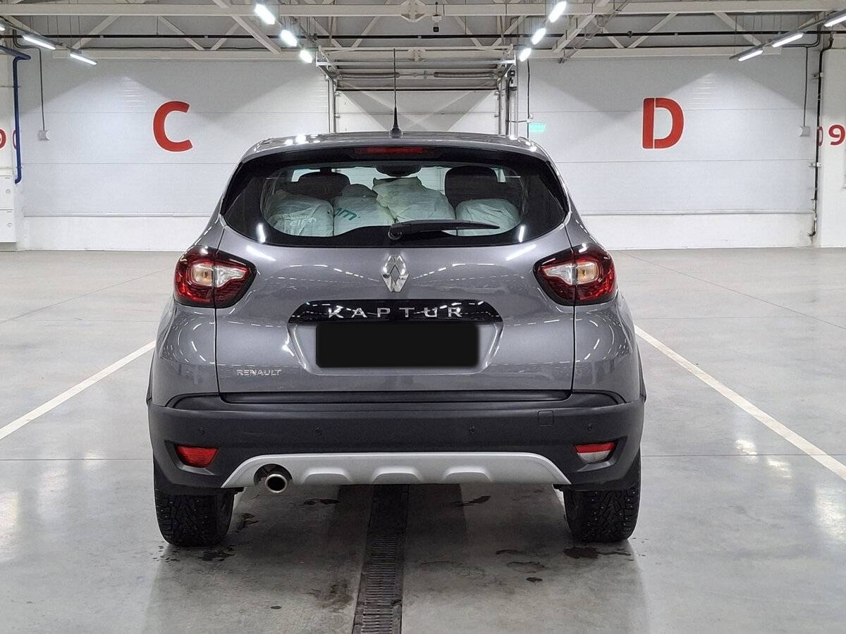 Renault Kaptur I, 2018 - 82 250 км. | Фото №6
