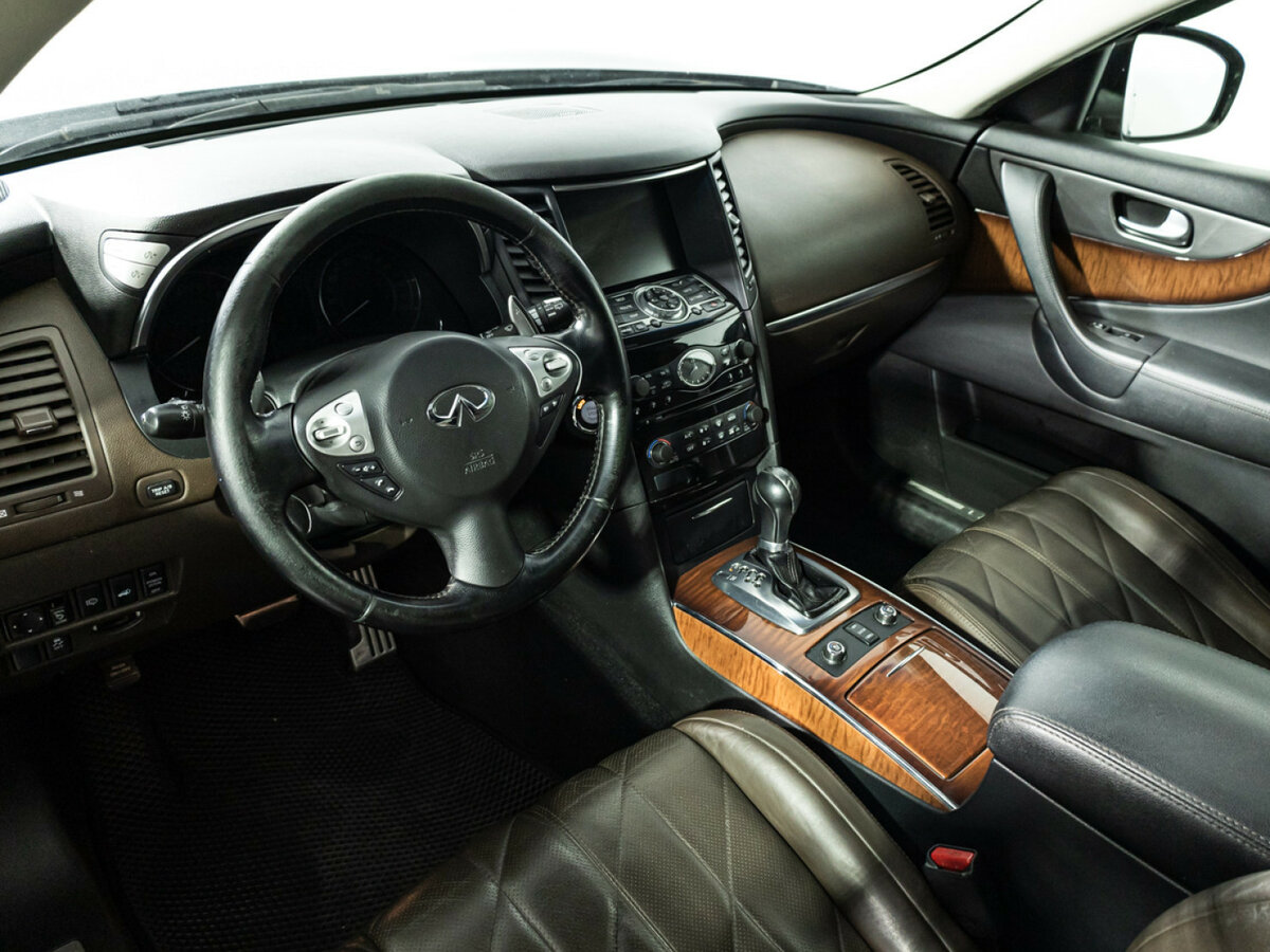 Infiniti FX37 II (S51) Рестайлинг, 2012 Фото №11