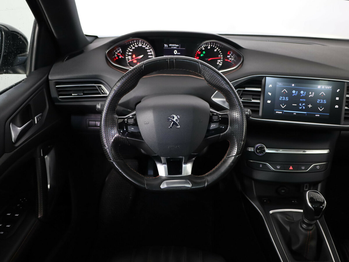 Peugeot 308 II Рестайлинг, 2019 - 147 759 км. | Фото №8