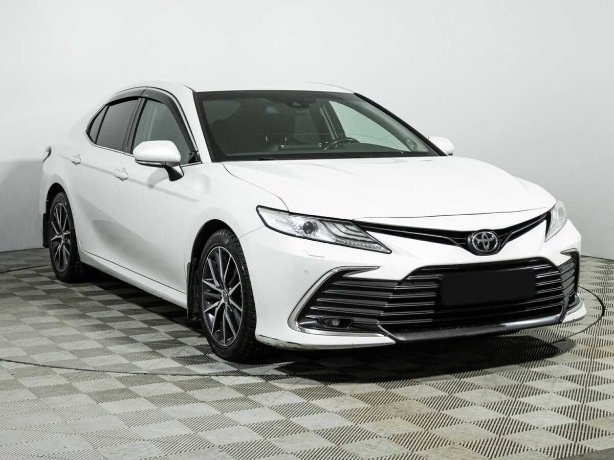 Toyota Camry VIII (XV70) Рестайлинг, 2021 - 123 386 км. | Фото №3