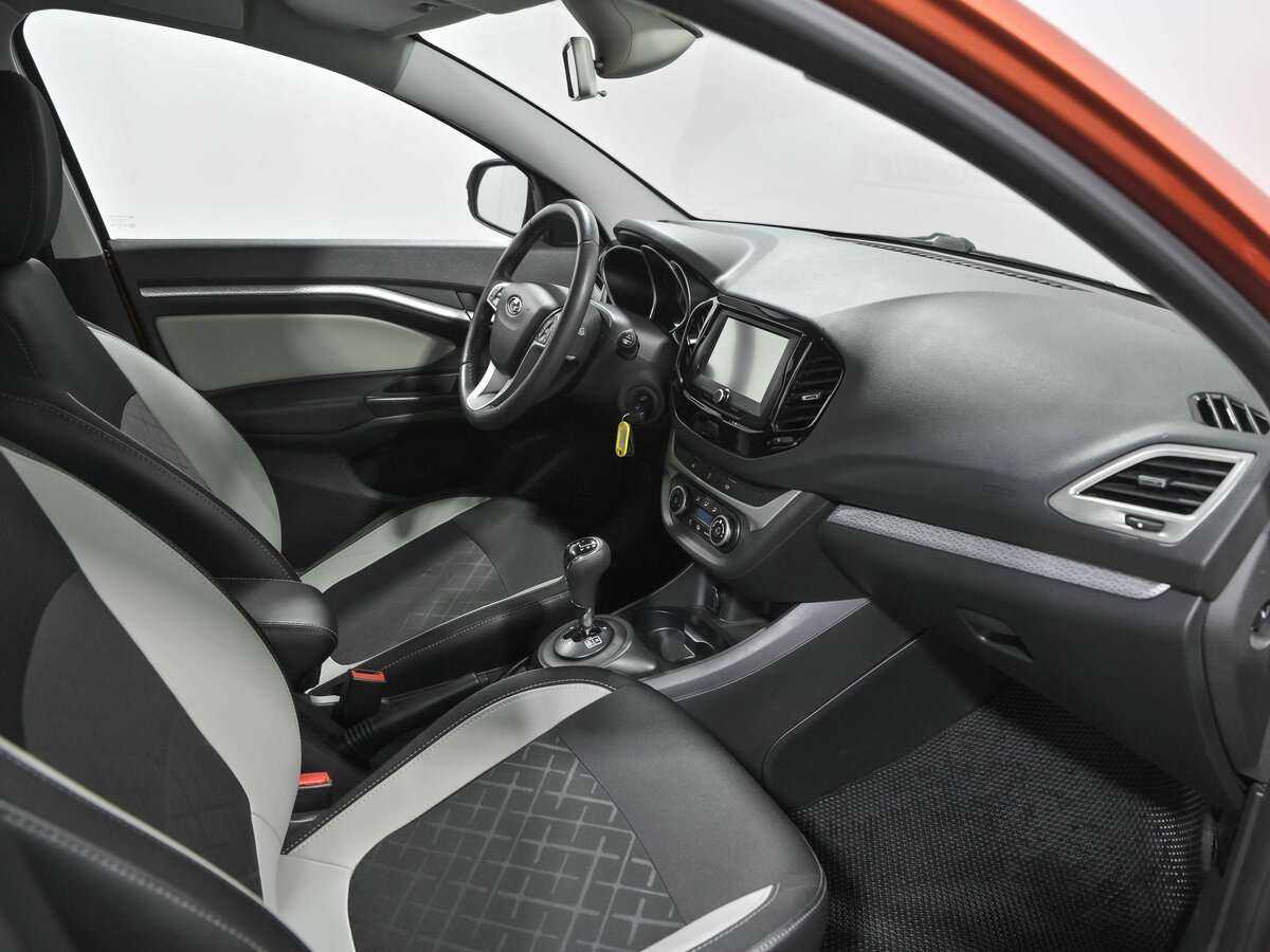 Lada (ВАЗ) Vesta SW Cross, 2019 - 94 162 км. | Фото №1