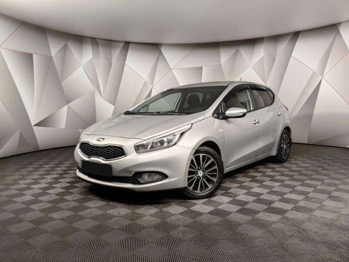 Kia Ceed, 2013 - 267 200 км. | Фото №1